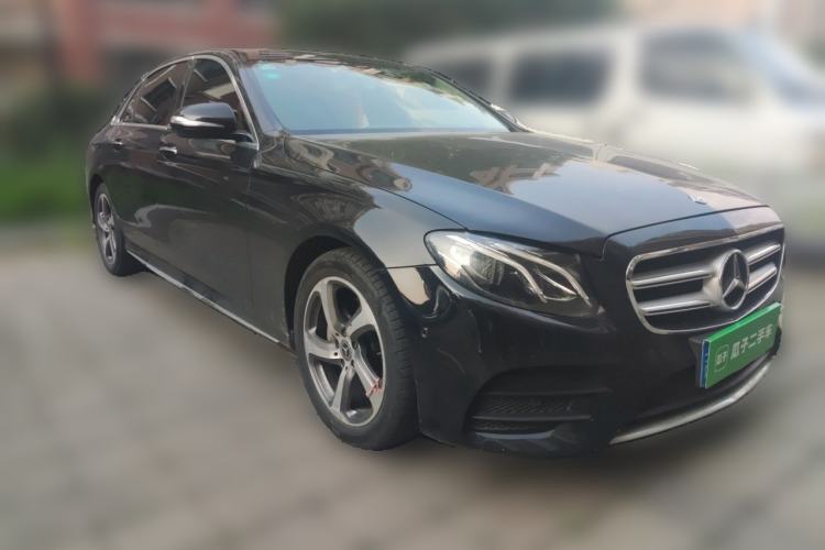 Used Mercedes-Benz E-Class 2018 Facelift E 200 L Sport 4MATIC Front Right 45 Deg