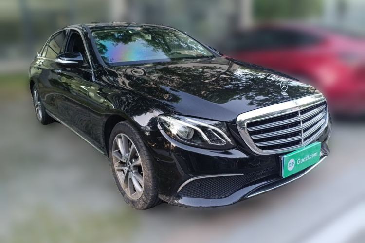 Used Mercedes-Benz E-Class 2018 Facelift E 200 L Front Right 45 Deg