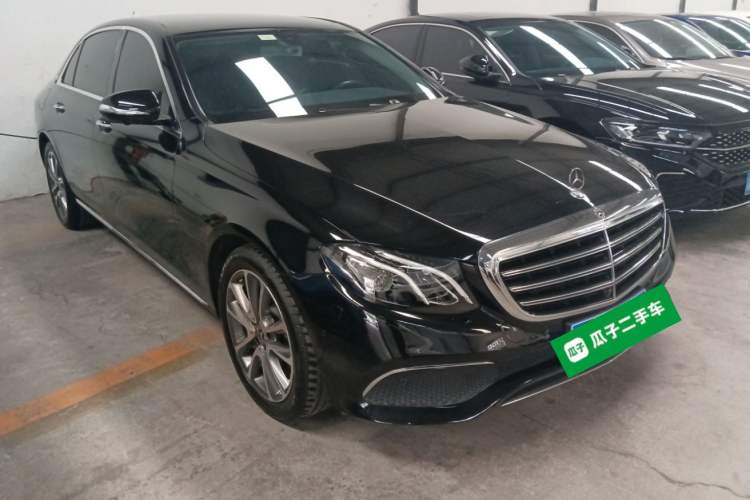 Used Mercedes-Benz E-Class 2018 Facelift E 300 L Luxury Edition Front Right 45 Deg