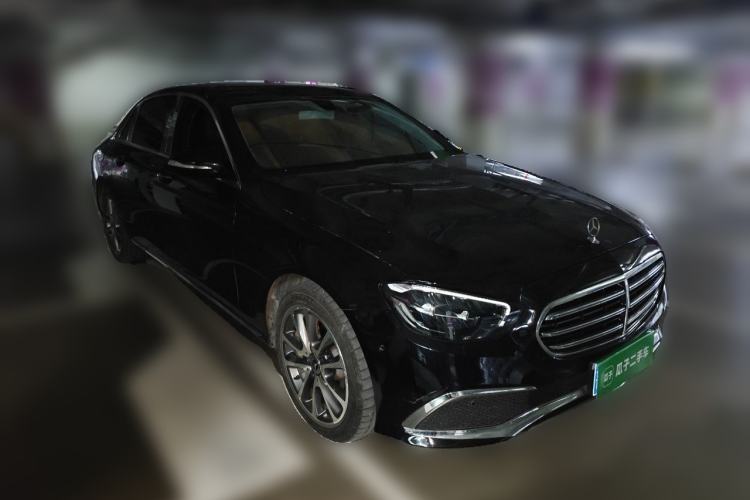 Used Mercedes-Benz E-Class 2018 E 200 L Front Right 45 Deg