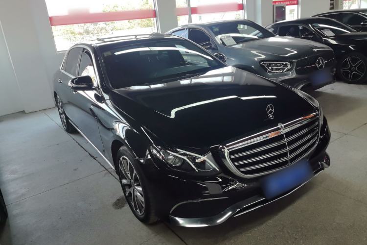 Used Mercedes-Benz E-Class 2018 Facelift E 200 L Front Right 45 Deg