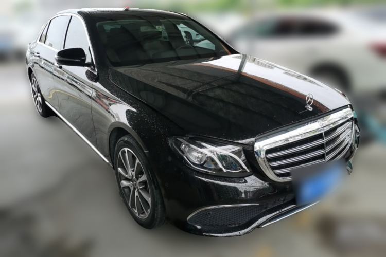Used Mercedes-Benz E-Class 2018 Facelift E 200 L Front Right 45 Deg