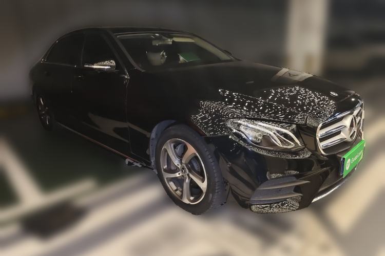 Used Mercedes-Benz E-Class 2018 E 300 L Sport Luxury Edition Front Right 45 Deg