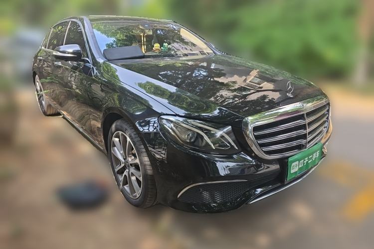Used Mercedes-Benz E-Class 2018 Facelifted E 300 L Stylish Version Front Right 45 Deg