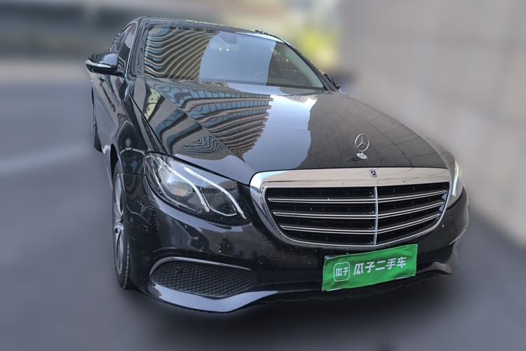 Used Mercedes-Benz E-Class 2018 Facelift E 200 L Front Right 45 Deg