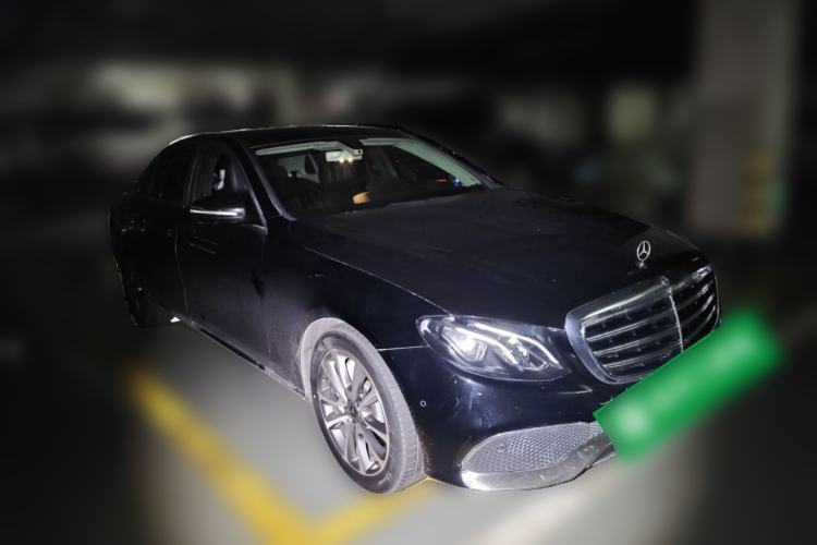 Used Mercedes-Benz E-Class 2018 Facelift E 300 L Luxury Edition Front Right 45 Deg