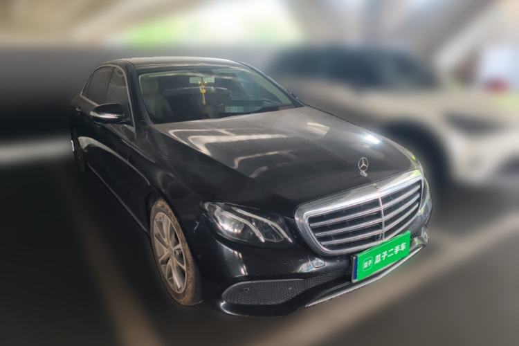 Used Mercedes-Benz E-Class 2018 Facelift E 300 L Luxury Edition Front Right 45 Deg