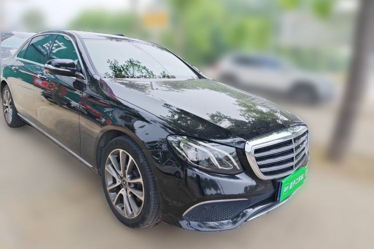 Used Mercedes-Benz E-Class 2018 Facelift E 200 L Front Right 45 Deg