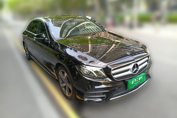 Used Mercedes-Benz E-Class 2018 E 300 L Sport Luxury Edition Front Right 45 Deg