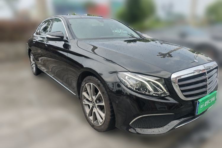 Used Mercedes-Benz E-Class 2018 Facelift E 200 L Front Right 45 Deg