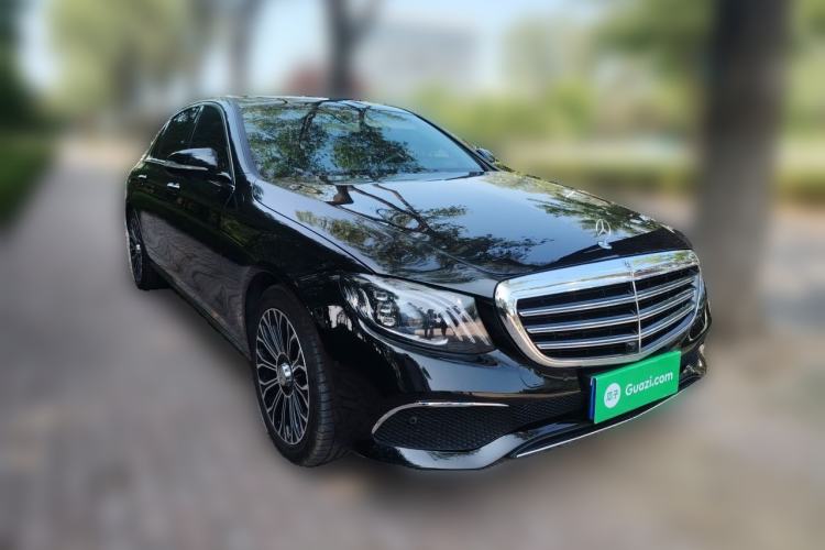 Used Mercedes-Benz E-Class 2018 Facelift E 300 L Luxury Edition Front Right 45 Deg