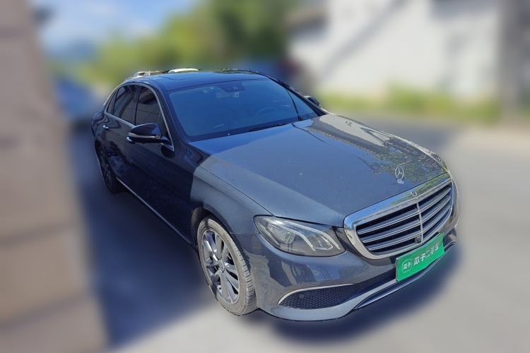 Used Mercedes-Benz E-Class 2018 E 200 L Front Right 45 Deg