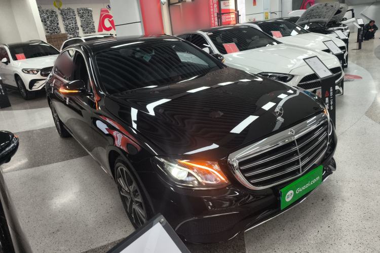 Used Mercedes-Benz E-Class 2018 Facelift E 200 L Front Right 45 Deg