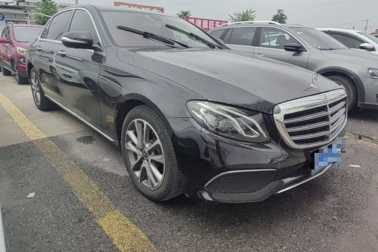 Used Mercedes-Benz E-Class 2018 Facelifted E 300 L Stylish Version Front Right 45 Deg