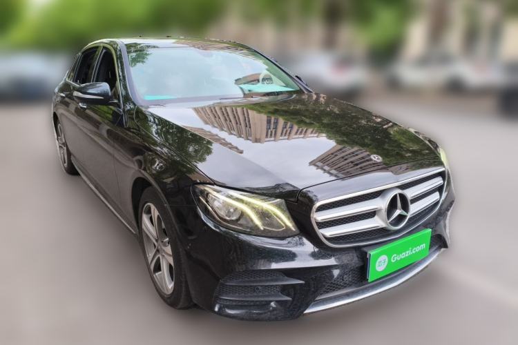 Used Mercedes-Benz E-Class 2018 E 200 L Sport Edition Front Right 45 Deg