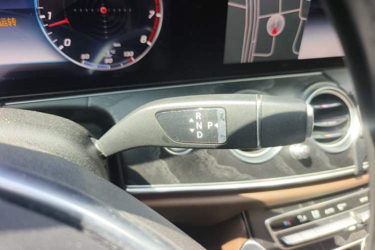 Used Mercedes-Benz E-Class 2018 E 200 L Sport Edition Gear Lever