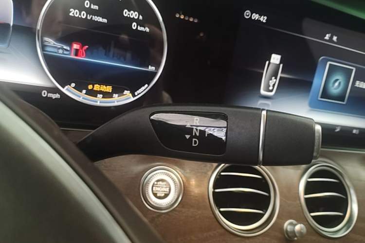 Used Mercedes-Benz E-Class 2018 Facelift E 200 L Gear Lever