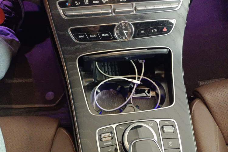 Used Mercedes-Benz E-Class 2018 Facelift E 200 L Sport Edition Gear Lever
