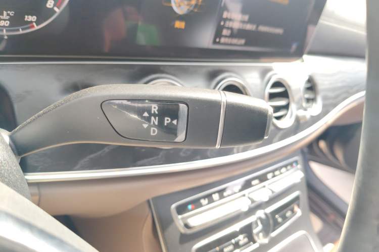 Used Mercedes-Benz E-Class 2018 E 200 L Sport Edition Gear Lever