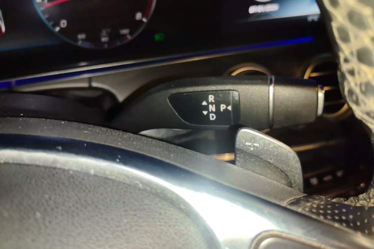 Used Mercedes-Benz E-Class 2018 E 200 L Sport Edition Gear Lever