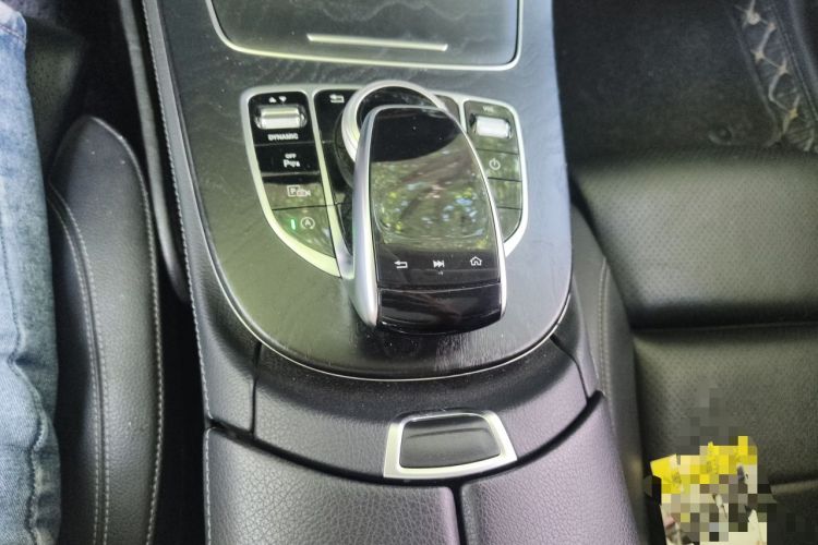 Used Mercedes-Benz E-Class 2018 Facelift E 200 L Sport Edition Gear Lever