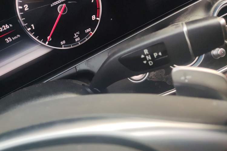 Used Mercedes-Benz E-Class 2018 Facelift E 200 L Sport 4MATIC Gear Lever