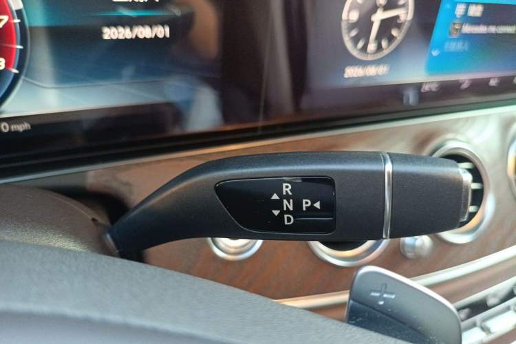 Used Mercedes-Benz E-Class 2018 Facelift E 200 L Gear Lever
