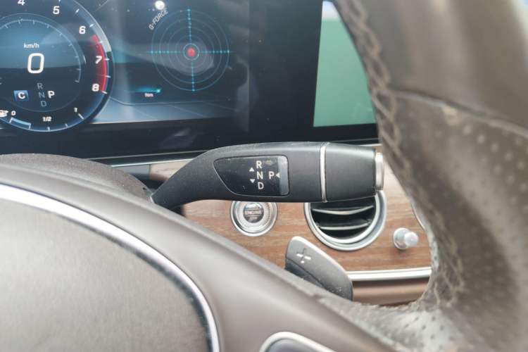 Used Mercedes-Benz E-Class 2018 Facelift E 200 L Gear Lever