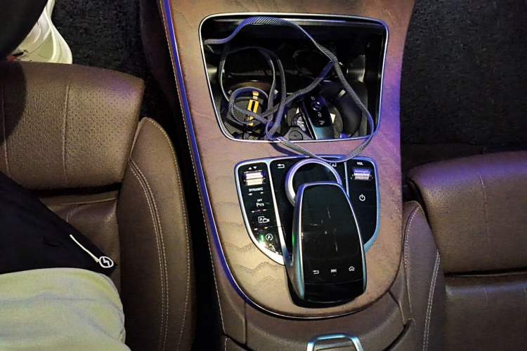 Used Mercedes-Benz E-Class 2018 Facelift E 200 L Gear Lever
