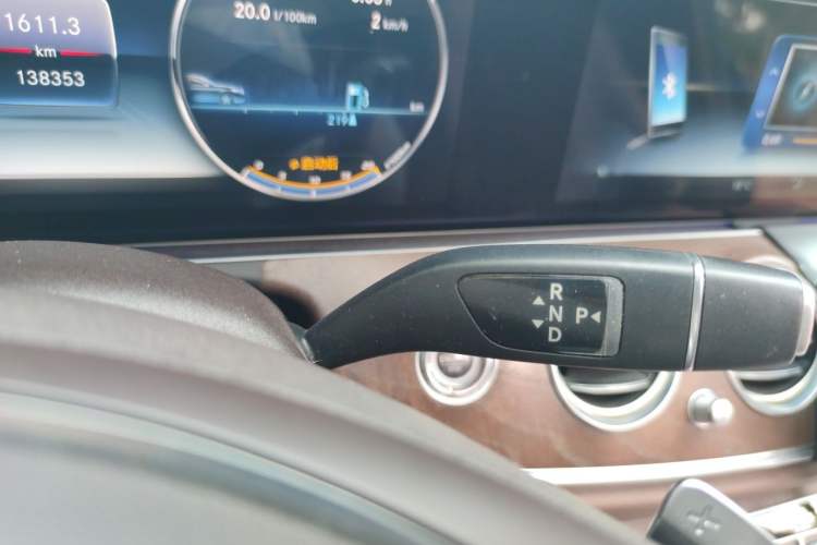 Used Mercedes-Benz E-Class 2018 E 200 L Gear Lever