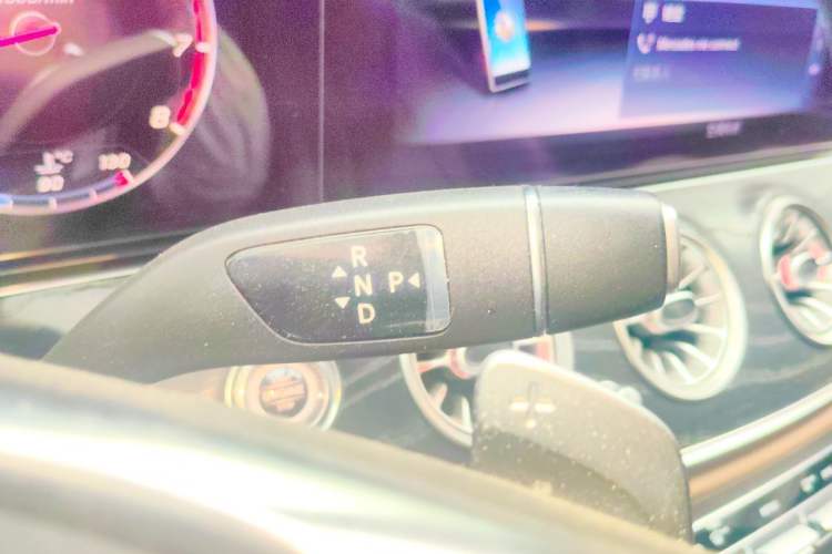 Used Mercedes-Benz E-Class 2018 Facelift E 200 L Sport Edition Gear Lever