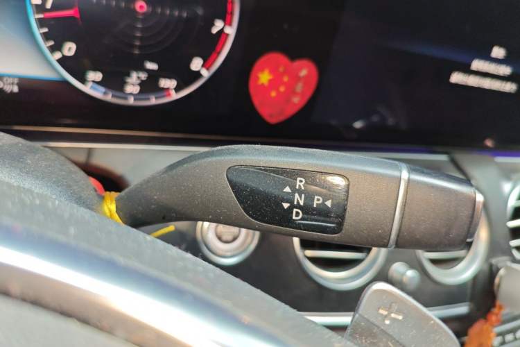 Used Mercedes-Benz E-Class 2018 Facelift E 200 L Sport Edition Gear Lever