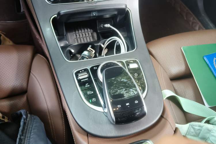 Used Mercedes-Benz E-Class 2018 Facelift E 200 L Sport Edition Gear Lever