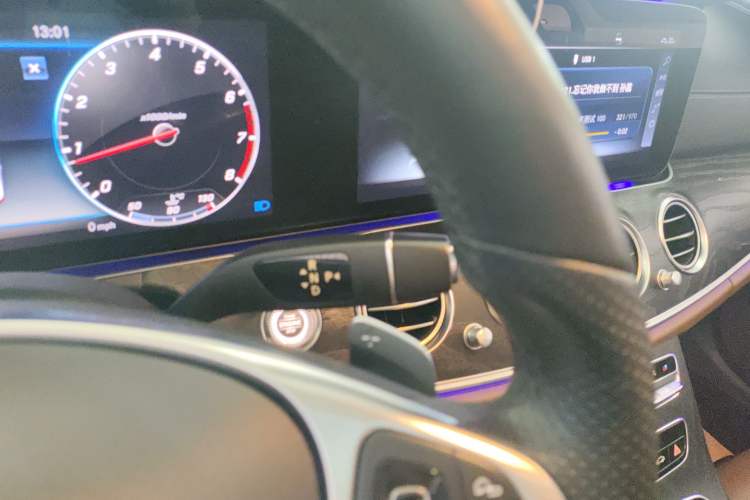 Used Mercedes-Benz E-Class 2018 Facelift E 200 L Sport Edition Gear Lever