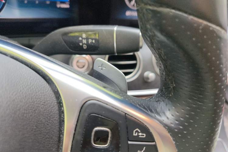 Used Mercedes-Benz E-Class 2018 Facelift E 200 L Sport Edition Gear Lever