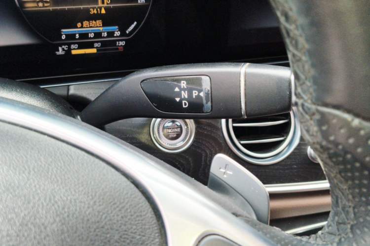 Used Mercedes-Benz E-Class 2018 Restyled E 300 L Sport Luxury Edition Gear Lever