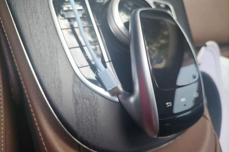 Used Mercedes-Benz E-Class 2018 E 200 L Sport Edition Gear Lever