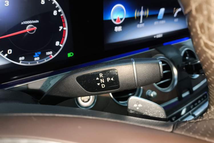 Used Mercedes-Benz E-Class 2018 E 200 L Gear Lever