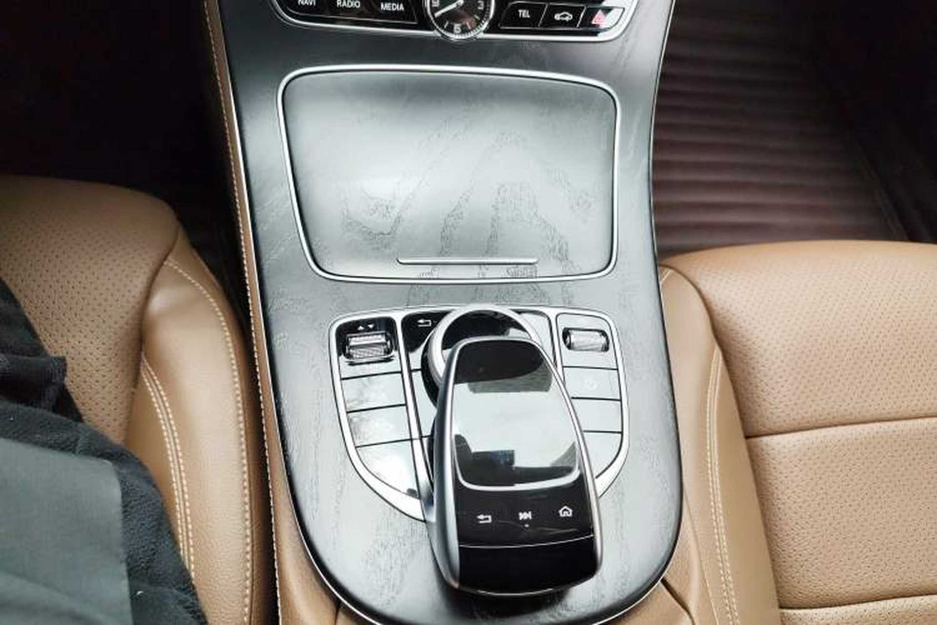 Used Mercedes-Benz E-Class 2018 Facelift E 200 L Sport 4MATIC Gear Lever