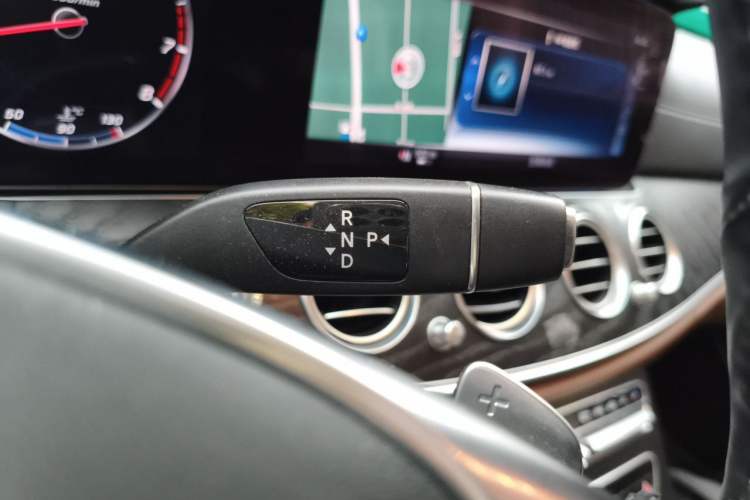 Used Mercedes-Benz E-Class 2018 E 200 L Sport Edition Gear Lever
