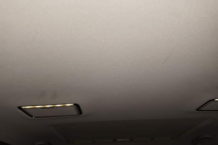 Used Mercedes-Benz E-Class 2018 E 200 L Headliner