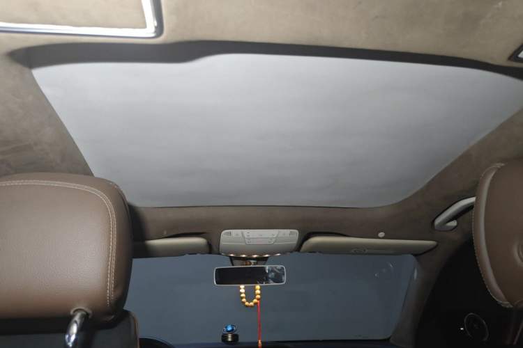 Used Mercedes-Benz E-Class 2018 E 300 L Sport Luxury Edition Headliner