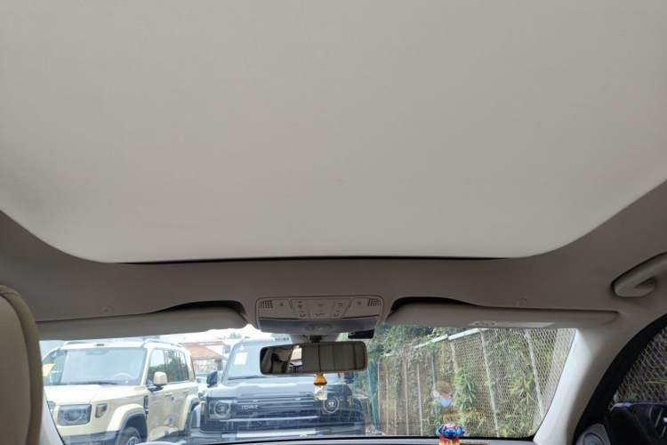 Used Mercedes-Benz E-Class 2018 E 300 L Luxury Model Headliner