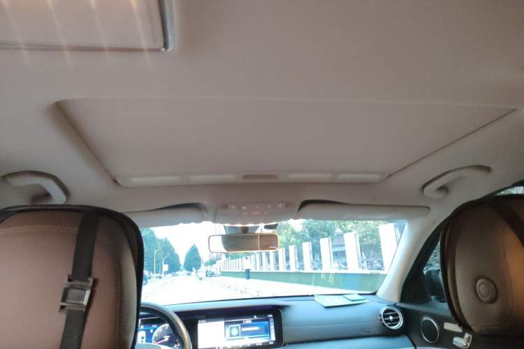 Used Mercedes-Benz E-Class 2018 Facelift E 200 L Sport 4MATIC Headliner