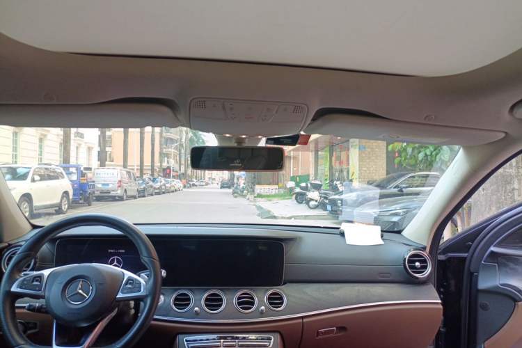 Used Mercedes-Benz E-Class 2018 E 300 L Sporty and Stylish Model Headliner