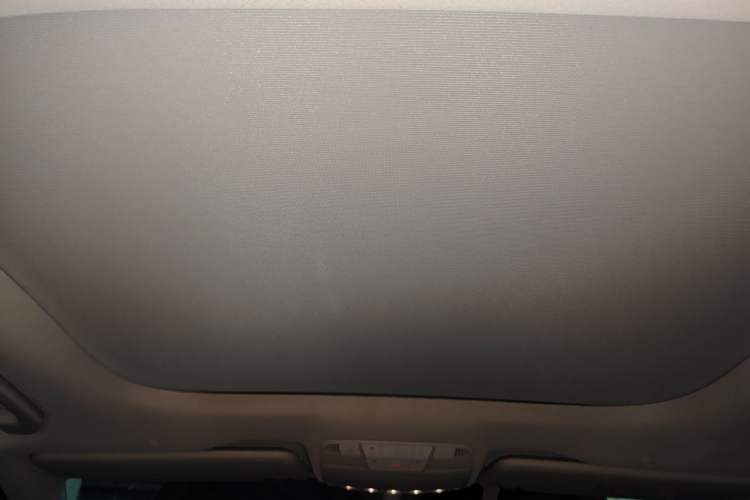 Used Mercedes-Benz E-Class 2018 Restyled E 300 L Sport Luxury Edition Headliner