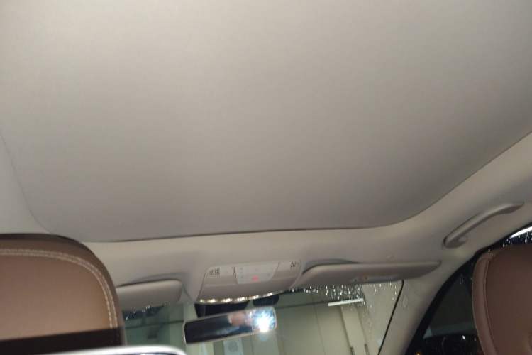 Used Mercedes-Benz E-Class 2018 E 300 L Sport Luxury Edition Headliner
