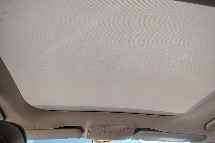 Used Mercedes-Benz E-Class 2018 Facelift E 200 L Sport Edition Headliner