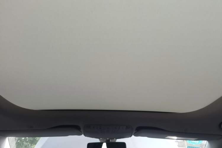 Used Mercedes-Benz E-Class 2018 Restyled E 300 L Sport Luxury Edition Headliner