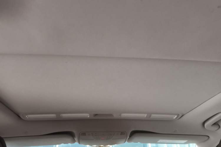 Used Mercedes-Benz E-Class 2018 E 200 L 4MATIC Headliner